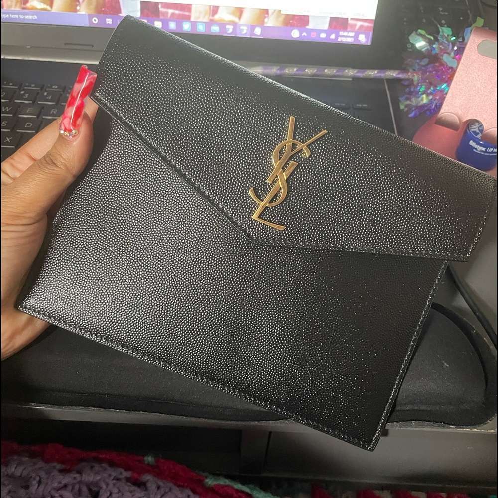YSL Black Baby Uptown Pouch - NO OFFERS! Plz read description ❤️